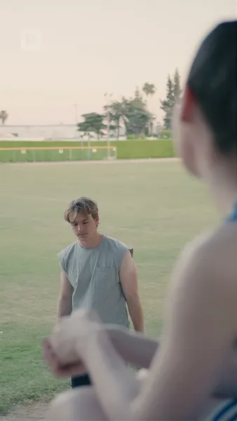 กองหลังคลุกฝุ่นหวนคืนสู่สนาม