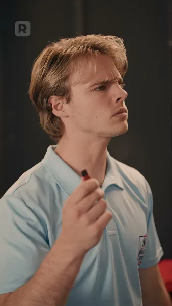 กองหลังคลุกฝุ่นหวนคืนสู่สนาม