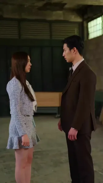 ซินเดอเรลล่ากับทายาทต้องสาป(พากย์ไทย) 