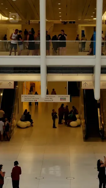 (พากย์) ทายาทที่แท้จริง VS ราชินีผึ้งตัวปลอม