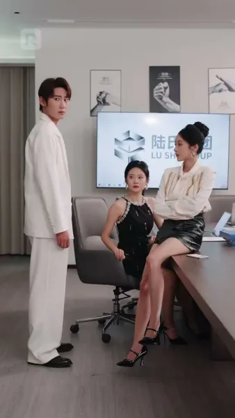 น้องสาวสุดโหด ราชินีตัวแม่