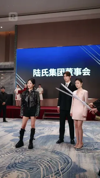 น้องสาวสุดโหด ราชินีตัวแม่