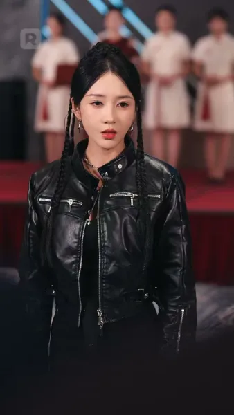 น้องสาวสุดโหด ราชินีตัวแม่