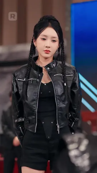 น้องสาวสุดโหด ราชินีตัวแม่