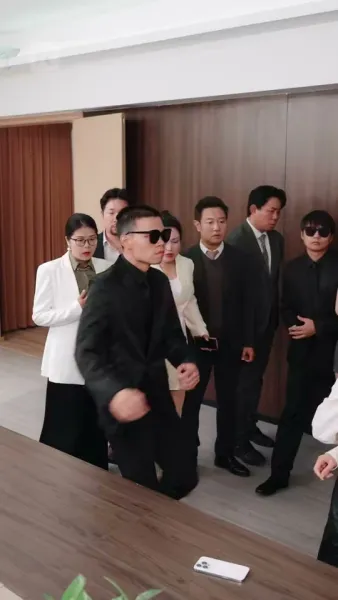 น้องสาวสุดโหด ราชินีตัวแม่