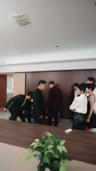 น้องสาวสุดโหด ราชินีตัวแม่