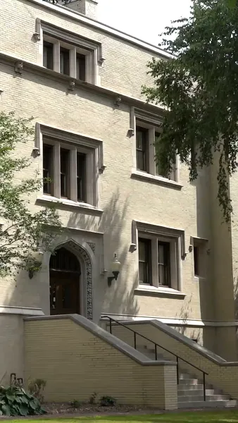 ห้ามใจไม่ทัน ศัตรูฉันมันเร้าใจ 