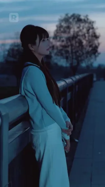 ถูกชุบชีวิตที่ขอบปากผา