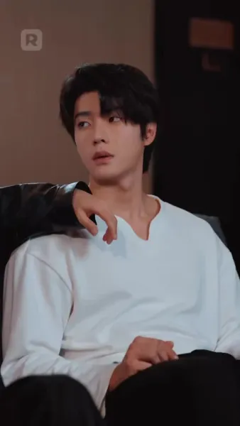 ถูกชุบชีวิตที่ขอบปากผา