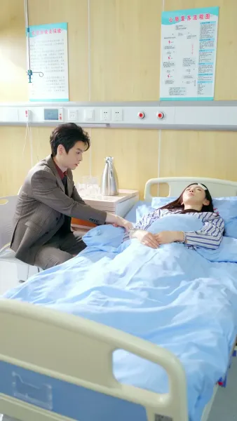 โลกสว่างขึ้น ตั้งแต่เธอจูบ