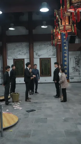 เธอกลับมา อย่างรุ่งโรจน์