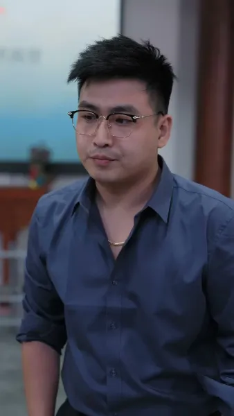 เธอกลับมา อย่างรุ่งโรจน์