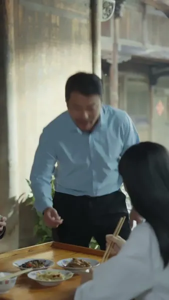 เธอกลับมา อย่างรุ่งโรจน์