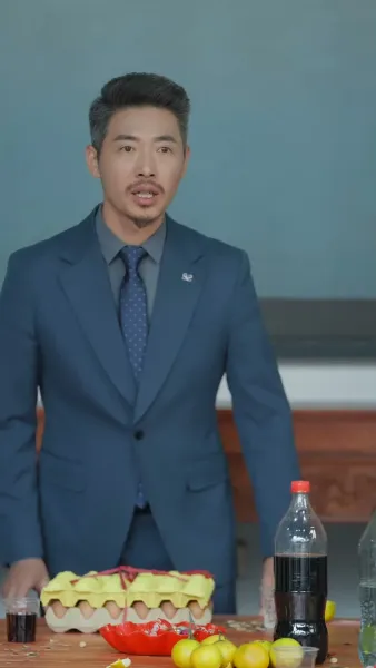 เธอกลับมา อย่างรุ่งโรจน์