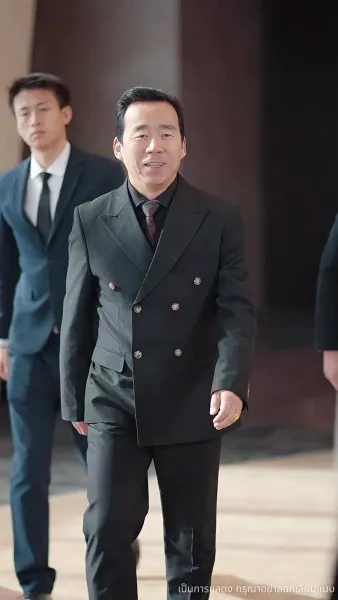 ประธานใหญ่หัวใจรักชาติ