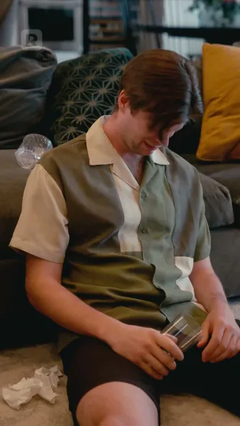 พี่ชายสามคนที่ไม่รู้คุณ