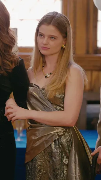 พี่ชายสามคนที่ไม่รู้คุณ