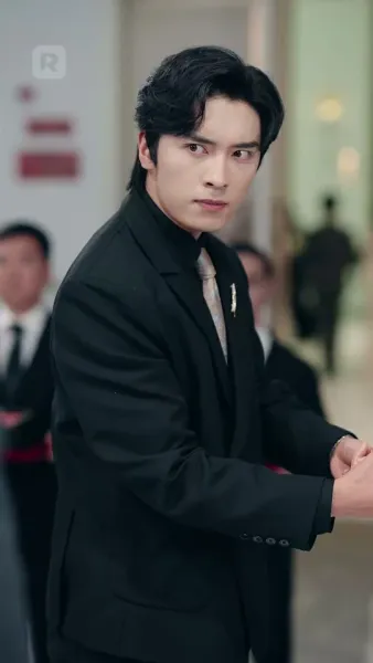 ซ่อนรักใต้เงาแค้น