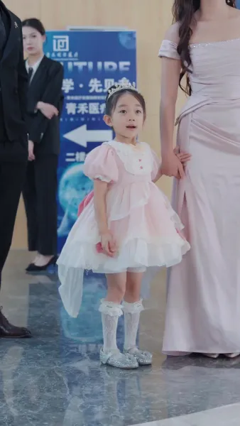 ราชินีแห่งวิทยาศาสตร์ ทำให้อดีตสามีตะลึง