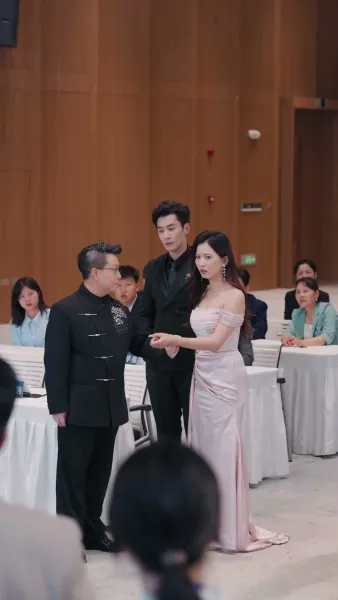 ราชินีแห่งวิทยาศาสตร์ ทำให้อดีตสามีตะลึง