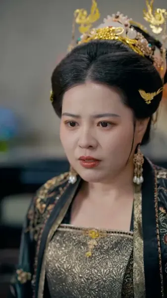 นางสนมพลิกฟ้า