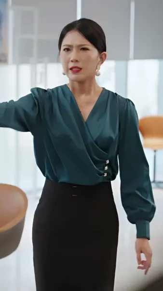 เกิดใหม่มาเป็นแฟนน้าชายชั่ว