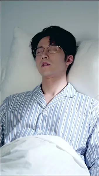 เกิดใหม่มาเป็นแฟนน้าชายชั่ว