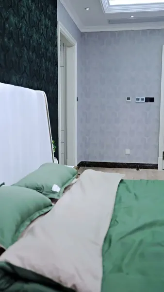 เกิดใหม่มาเป็นแฟนน้าชายชั่ว