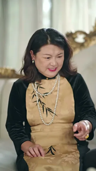 เกิดใหม่มาเป็นแฟนน้าชายชั่ว