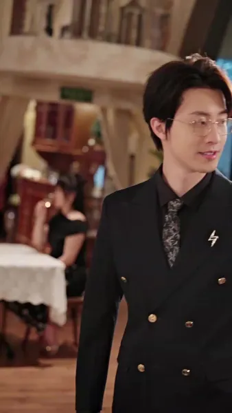 เกิดใหม่มาเป็นแฟนน้าชายชั่ว