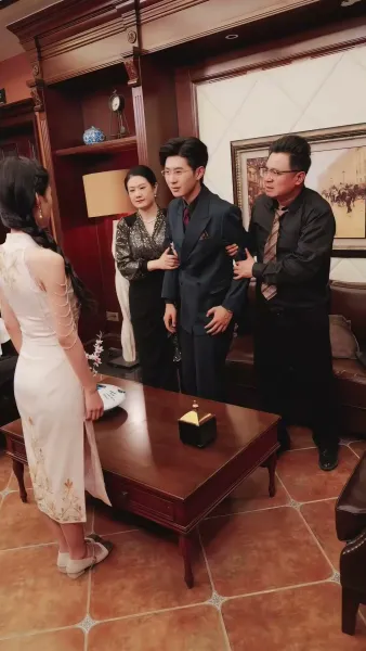 เธอเลือกความตาย แต่กลับพบรักแท้(พากย์เสียง)