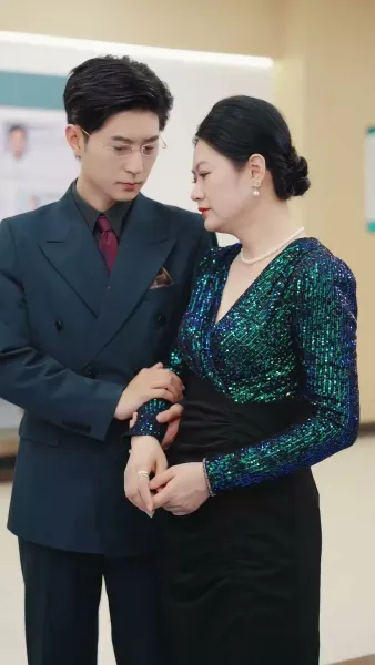 เธอเลือกความตาย แต่กลับพบรักแท้(พากย์เสียง)