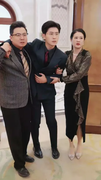 เธอเลือกความตาย แต่กลับพบรักแท้(พากย์เสียง)