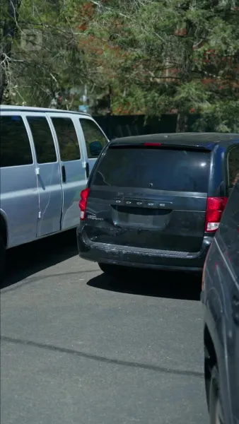 อัศวินในชุดส่องแสง