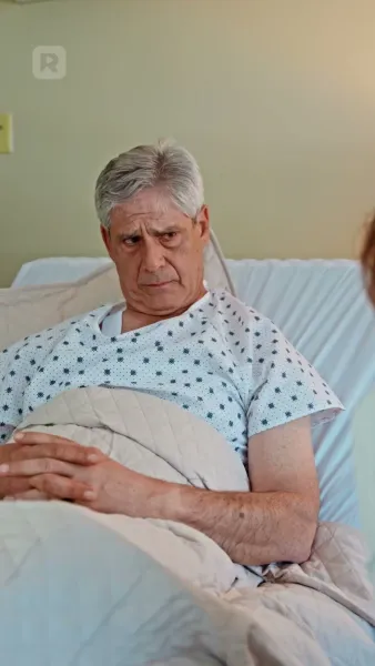 อัศวินในชุดส่องแสง