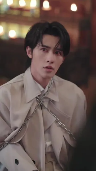 คู่ปรับล่าเงาอดีต