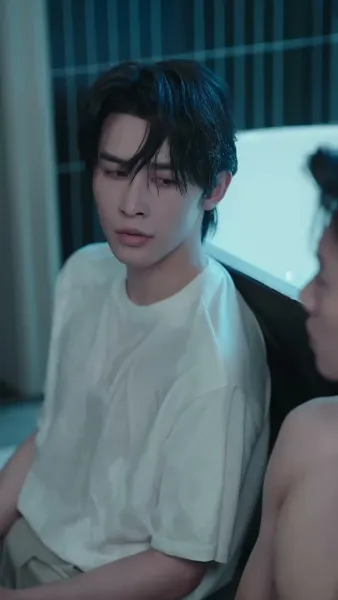 คู่ปรับล่าเงาอดีต