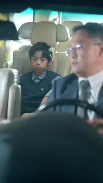 คุณตาวัย 10 ขวบ: เทพเจ้าหมากรุกคืนถิ่น