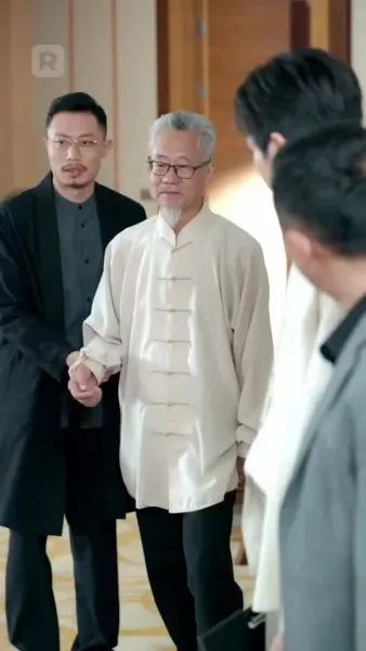 คุณตาวัย 10 ขวบ: เทพเจ้าหมากรุกคืนถิ่น