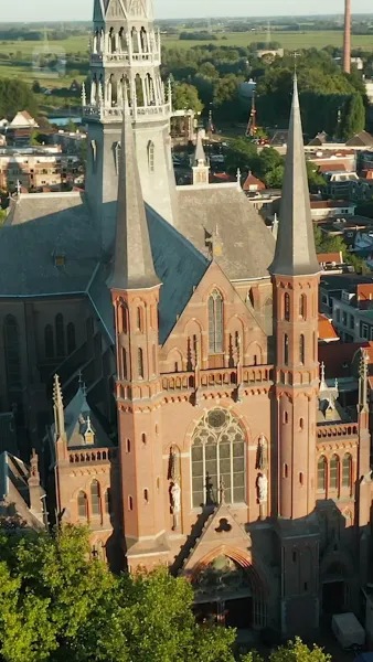 การกลับมาของทายาทผู้สูงส่ง