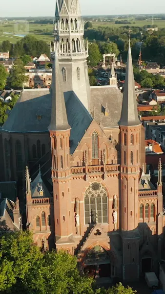 การกลับมาของทายาทผู้สูงส่ง