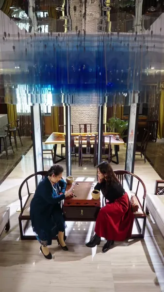 กลายเป็นแม่เลี้ยงของศัตรูตัวฉกาจ