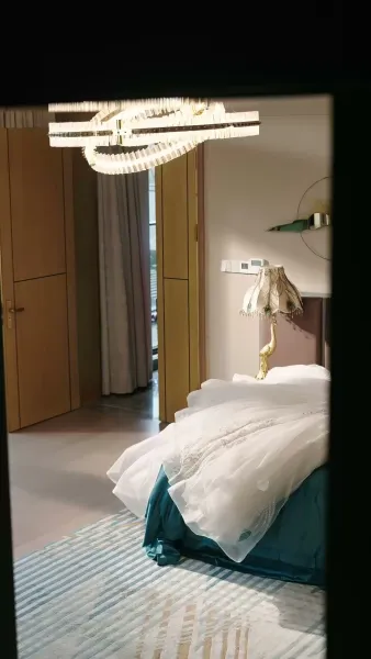 กลายเป็นแม่เลี้ยงของศัตรูตัวฉกาจ