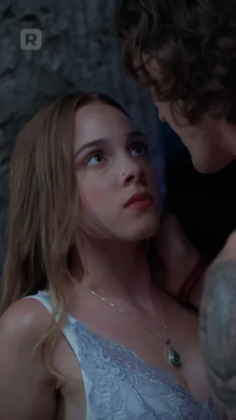 ถูกอัลฟ่าของเธอยึดครอง