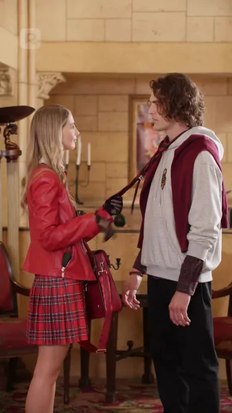 ถูกอัลฟ่าของเธอยึดครอง