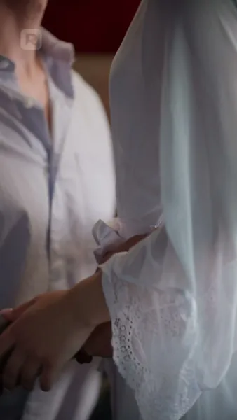 ถูกอัลฟ่าของเธอยึดครอง