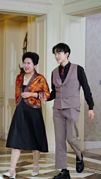 มะมี้ แดดดี้มีรักแท้ มาเสิร์ฟ