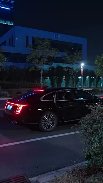 มะมี้ แดดดี้มีรักแท้ มาเสิร์ฟ