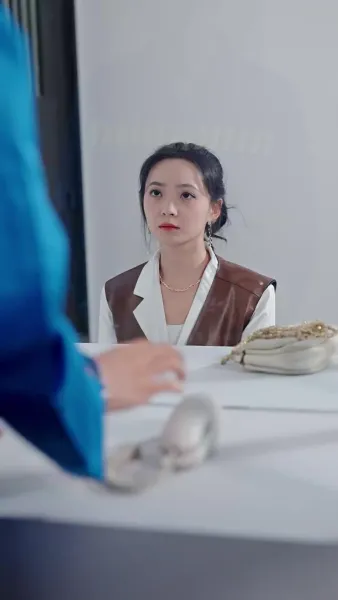 ข้ามมิติไปเป็น หวานใจนายตัวร้าย