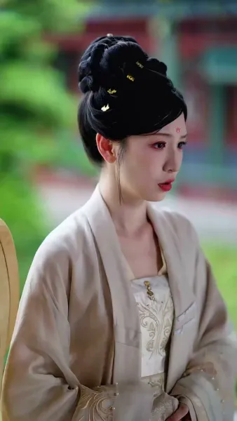 ฮองเฮาจอมไฮเทค